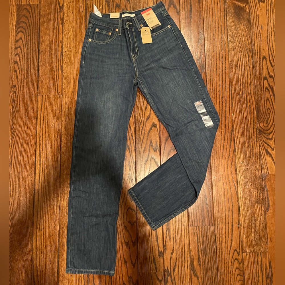 Levi’s low pro jeans NWT Size 25